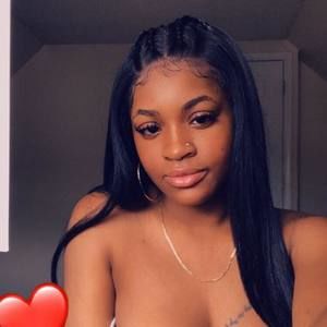 Meet your Posher, Lee